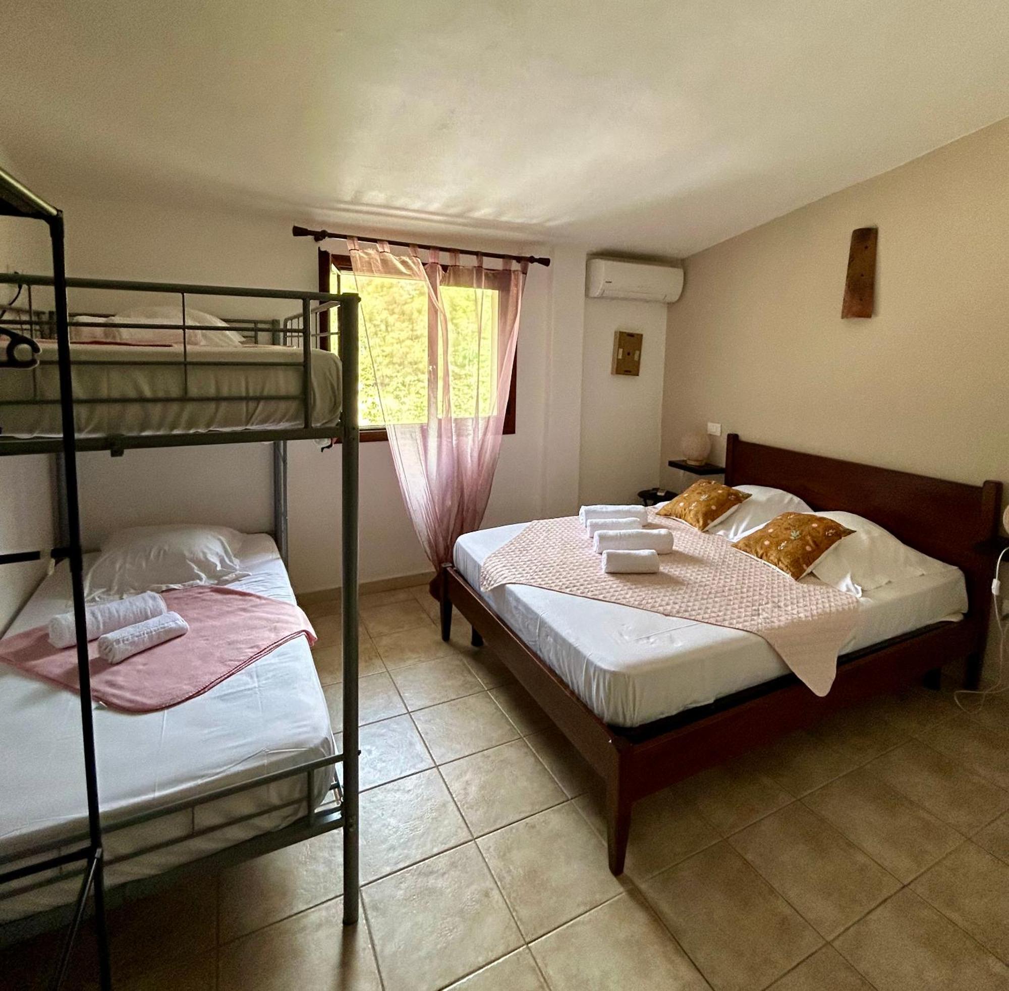 Auberge De Cannedda Сарі-Соленцара Екстер'єр фото